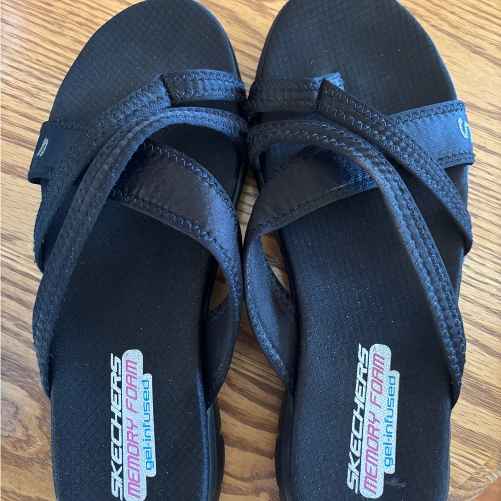 Skechers Women's Flex Appeal 2.0 Memory Foam sandals sz 9